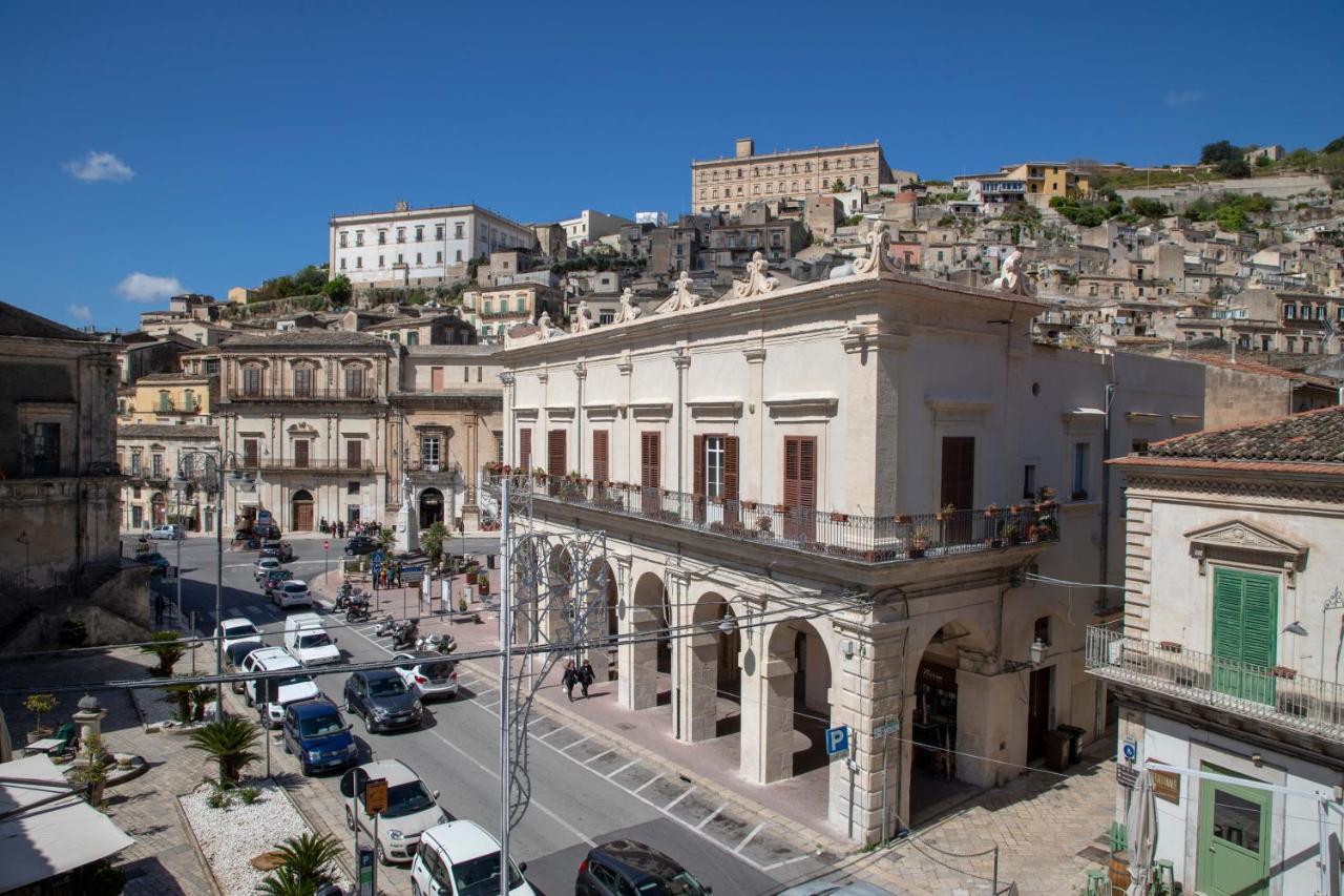 Casa Vacanza Da Dina Modica Bagian luar foto
